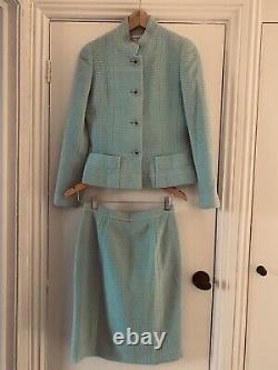 CHANEL VINTAGE 2 PIECE TWEED SKIRT AND JACKET SUIT Mint Green CC LOGO UK 8