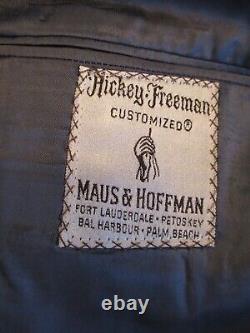 Hickey Freeman Customized vintage 70s 3 button dove gray 3 piece suit 40L