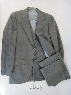 VTG 3 Piece Gray Wool Flannel Pinstripe Suit Made in USA by Richman 36R 30W 30.5