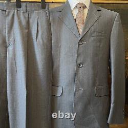 VTG BESPOKE Zegna Cloth 40R 32 x 32 Gray Striped Tropical Australian Wool Suit