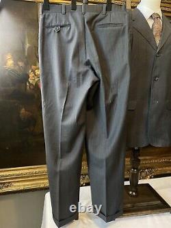 VTG BESPOKE Zegna Cloth 40R 32 x 32 Gray Striped Tropical Australian Wool Suit