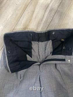 VTG Brooks Brothers Gray Tweed Herringbone Flannel 100% Wool 2 Piece Front Suit