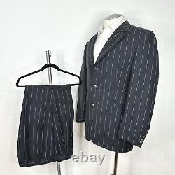 Versace Classic V2 3/2 Roll Y2K Wool & Mohair Gray Striped Suit 42 L Pant 32x30