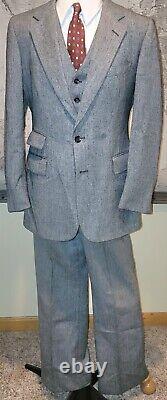 Vintage 3 Piece Gray Nailhead Weave Ivy Tweed Suit 1960s 1970s 37/38