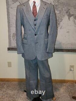 Vintage 3 Piece Gray Nailhead Weave Ivy Tweed Suit 1960s 1970s 37/38